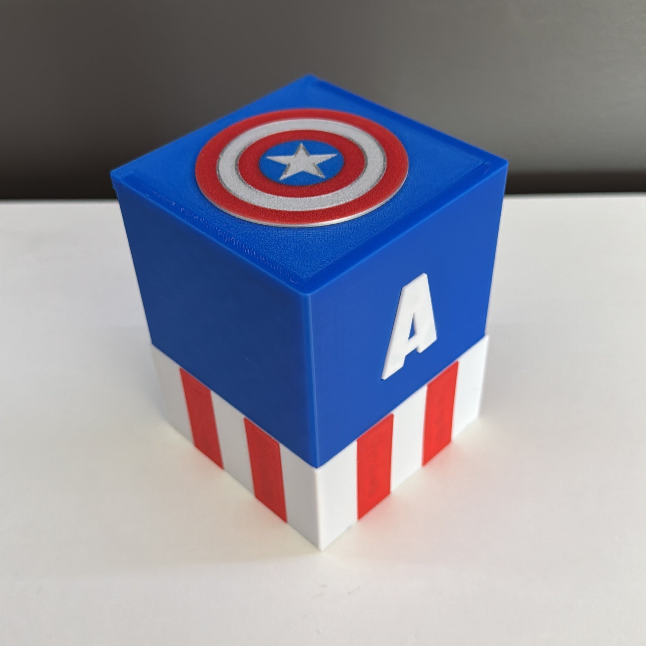 Deckbox HEROES "Capitán América"