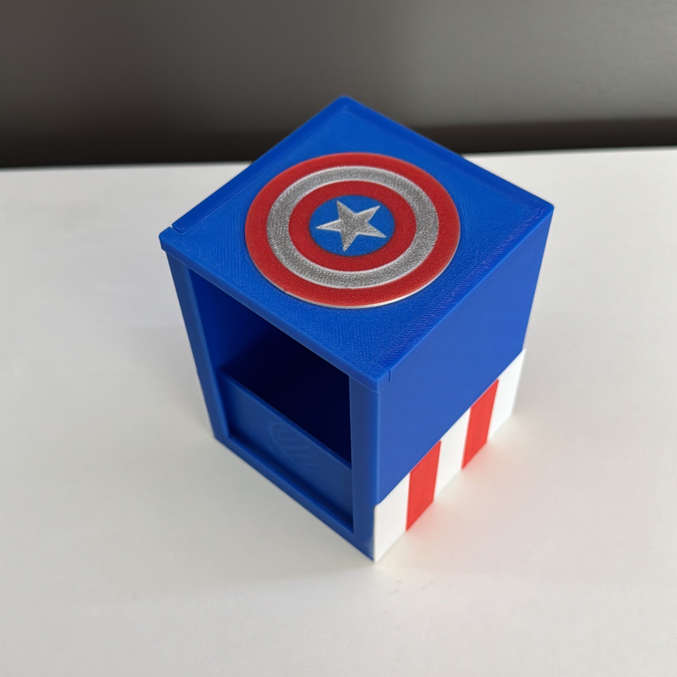 Deckbox HEROES "Capitán América"