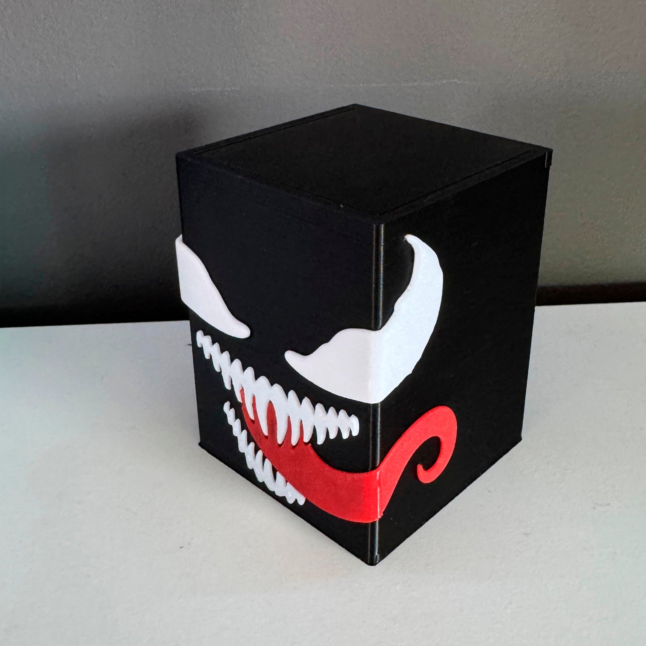 Deckbox HEROES "Venom"